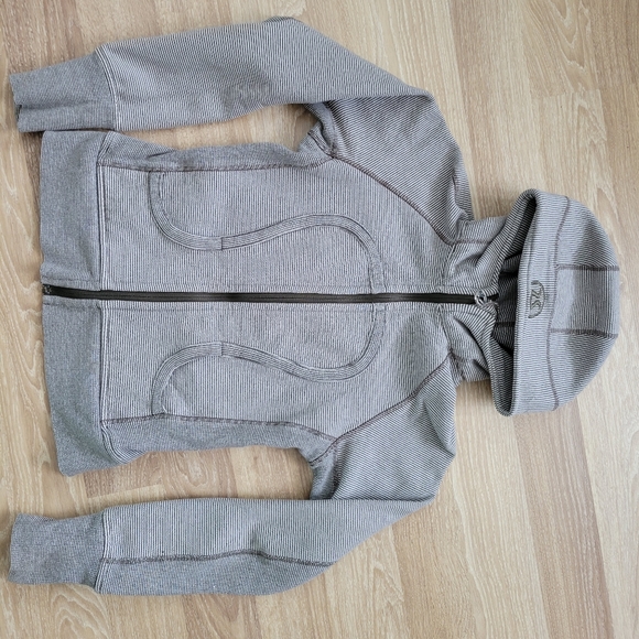 Lululemon Scuba Hoodie - SOLD - Picture 1 of 1